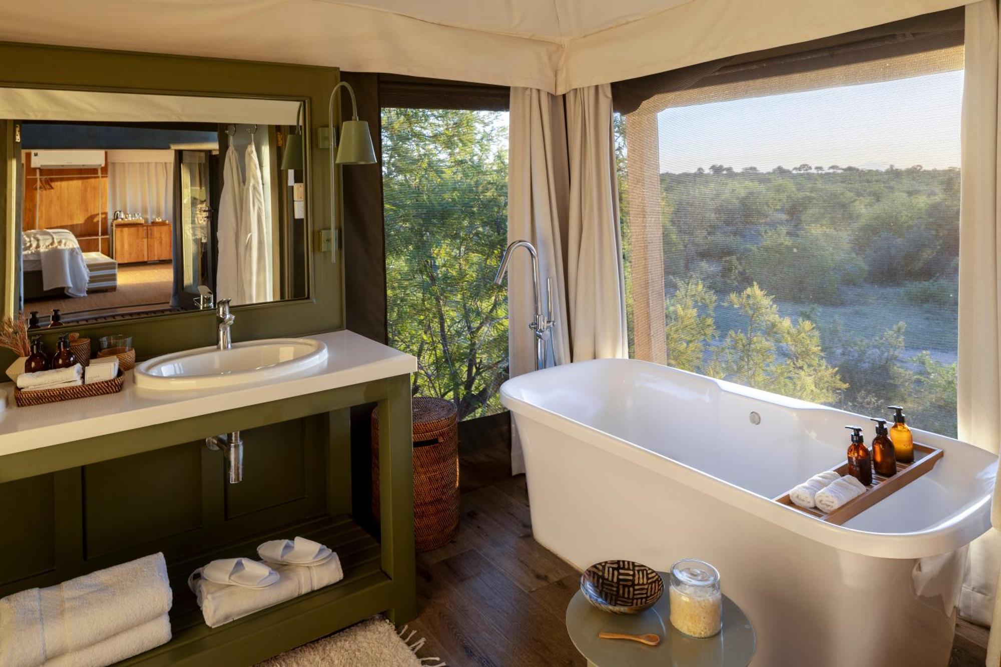 Simbavati Hilltop Lodge Timbavati Game Reserve Exterior foto